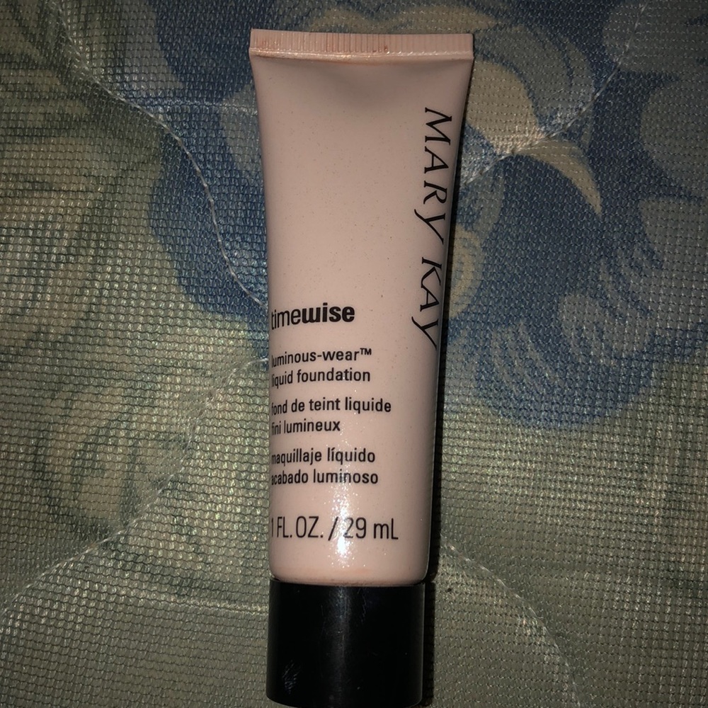 ivory 3 marykay foundation